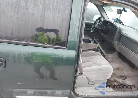 2003 Chevrolet Tahoe Ls z USA, uszkodzony, nr VIN 1GNEC13V23R151665